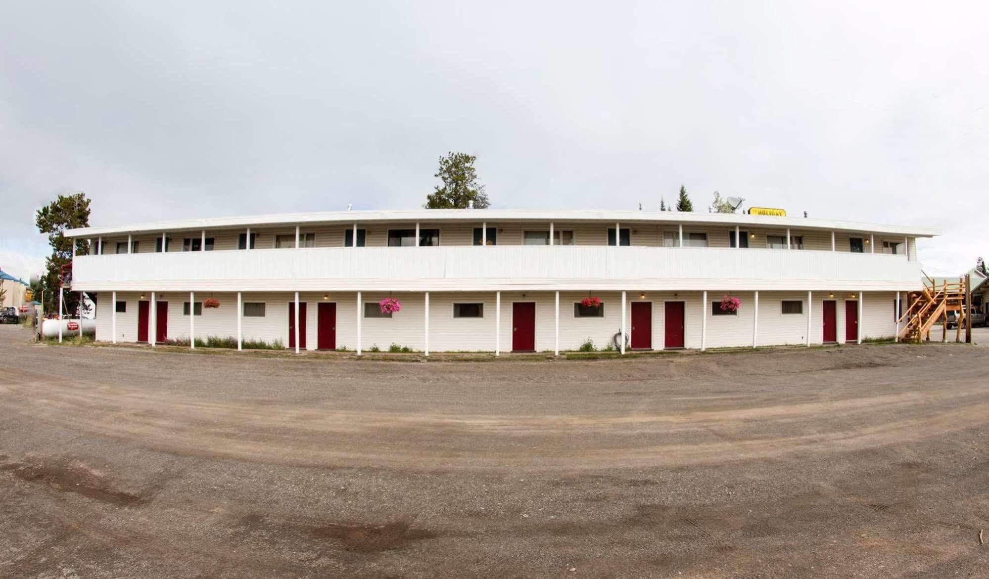 Yellowstone Holiday Motel West Yellowstone Exterior photo