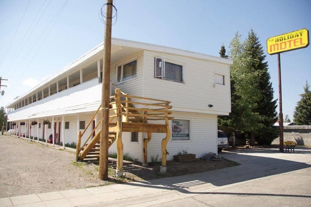 Yellowstone Holiday Motel West Yellowstone Exterior photo